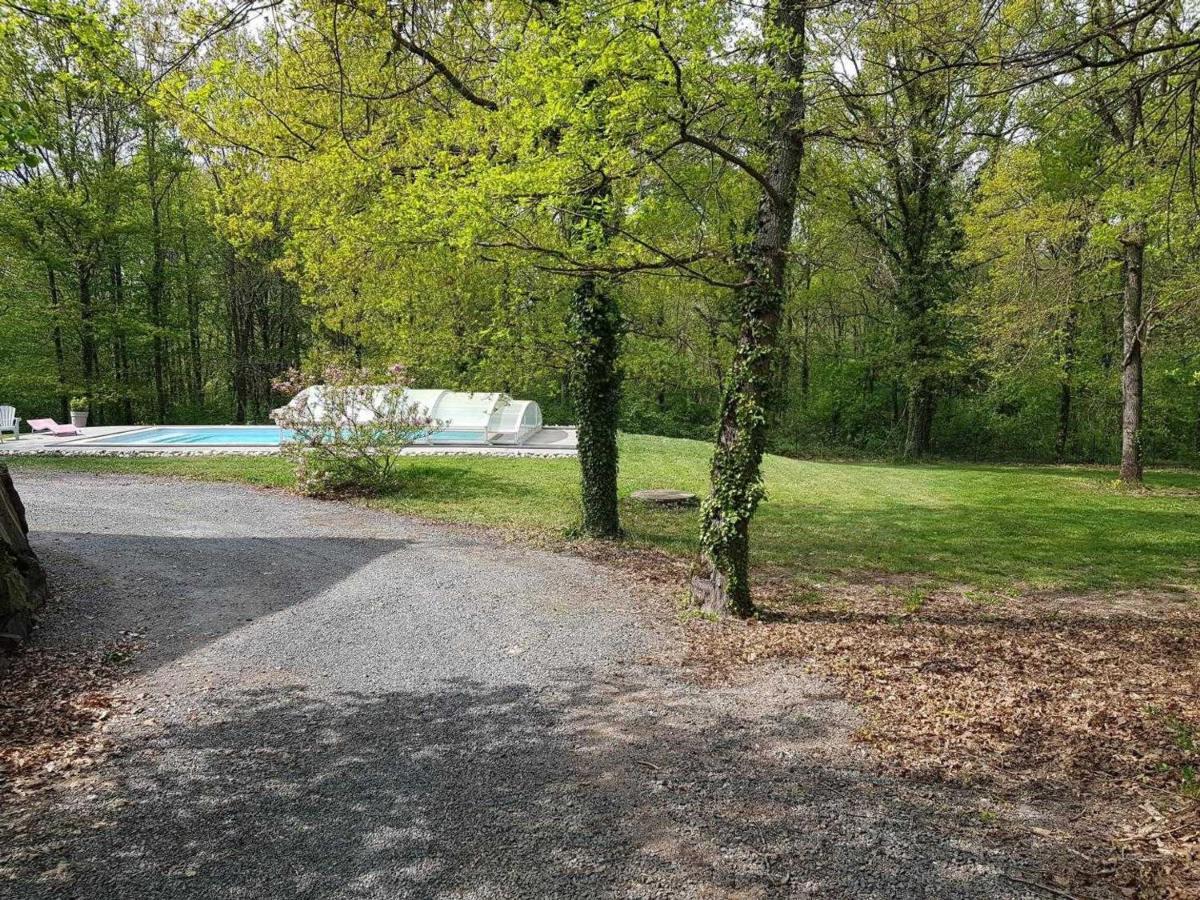 Chalet De Charme Avec Sauna Et Piscine Couverte, Proche De Vichy, Tout Confort, Animaux Acceptes - Fr-1-489-370 Villa Saint-Rémy-en-Rollat Buitenkant foto